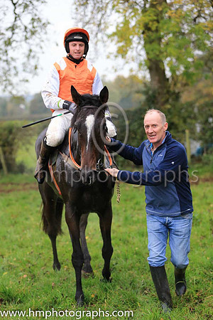 01st FROZEN MOTION (GB) and J J Codd ( 4 , ORANGE,white epaulettes; white sleeves; orange cap,white star ) Trainer: Denis Paul Murphy , Owner : Denis Paul Murphy