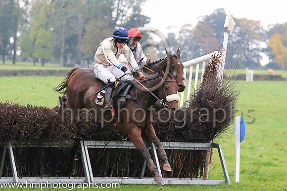 01st CAPTAIN CJ and L OcCarroll ( 5 , BEIGE,dark blue seams; beige sleeves,dark blue seams; dark blue cap,beige star ) Trainer: Dermot McLoughlin,, Owner : Fidelma Toole