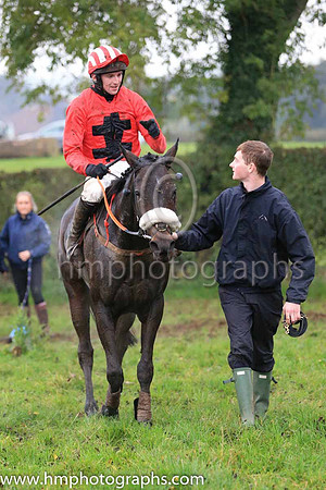 01st GOT THE NAC and D G Lavery ( 4 , RED,black cross of lorraine; red sleeves; red  white striped cap ) Trainer: Peter J. Flood , Owner : Teresa Flood
