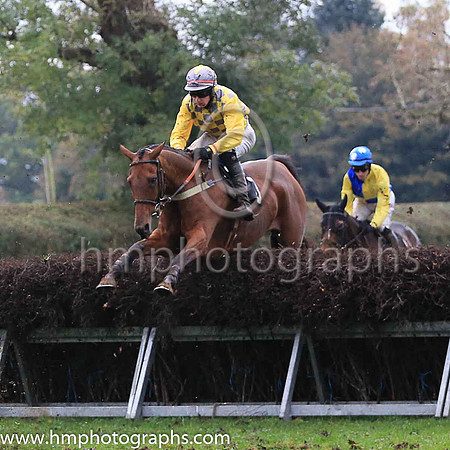 JUST FOR GERRY and A J Fox ( 3 , YELLOW  GREY CHECK; yellow sleeves; grey cap ) Trainer: Barbara E. Hanna , Owner : Syndicate Just For Gerry