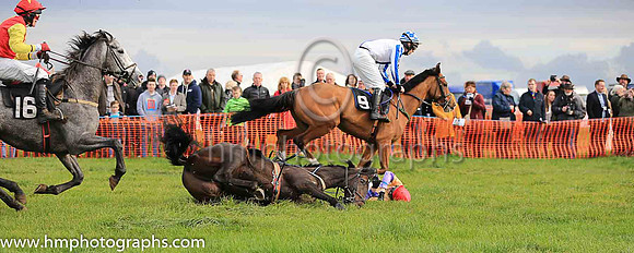 DANCE THE RAPIDS and A J Fox ( 17 , PURPLE,yellow diabolo; purple  yellow hlvd sleeves; purple cap ) Trainer: Adrian McGuinness,, Owner : Joseph Kenny