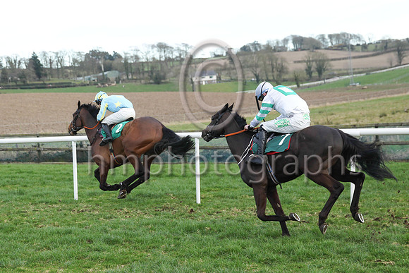 01st Drumbear and Mr B W Harvey7 ( 2 , light blue, yellow stars ) Trainer - J C McConnell , Owner - Colm Herron