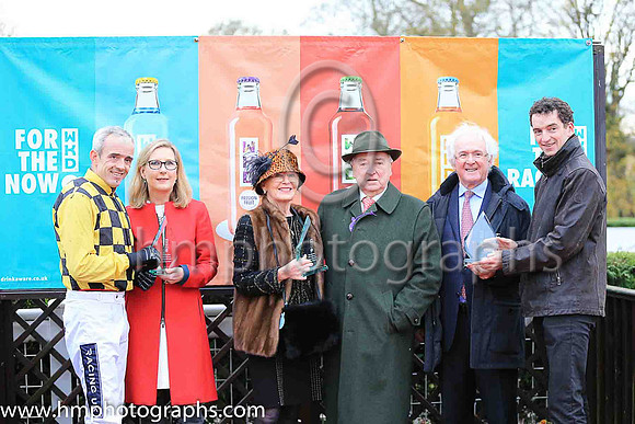 01st Melon and Ruby Walsh (2, yellow and black check) Trainer w P Mullins , Owner Mrs J Donnelly