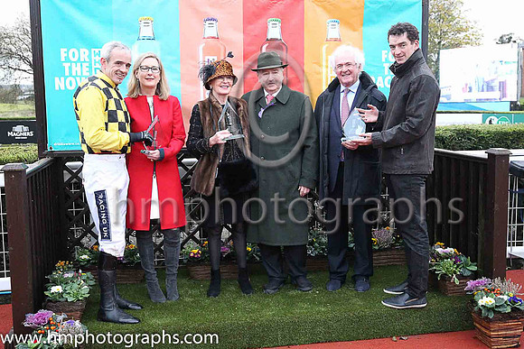 01st Melon and Ruby Walsh (2, yellow and black check) Trainer w P Mullins , Owner Mrs J Donnelly