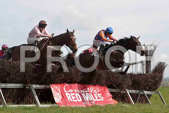 Little Luv , Fel, Jockey M J O'Hare & Queen Of The Air , Fell, Jockey - B O'Neill -CU2D4576-e