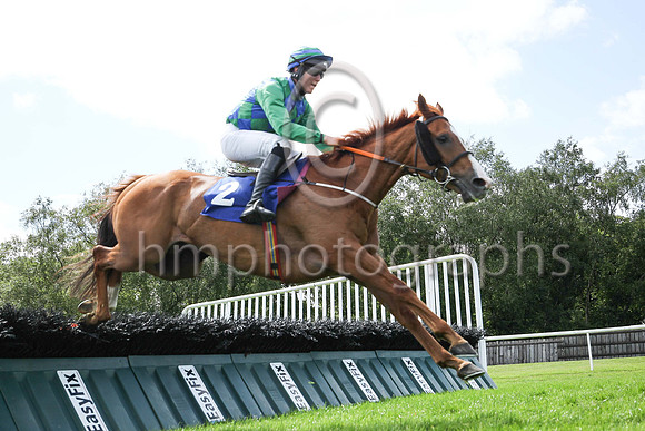 02nd Natural Breeze  and ( 2 , green  and blue diamonds ) Trainer - P J Rothwell , Owner - J J Leckey