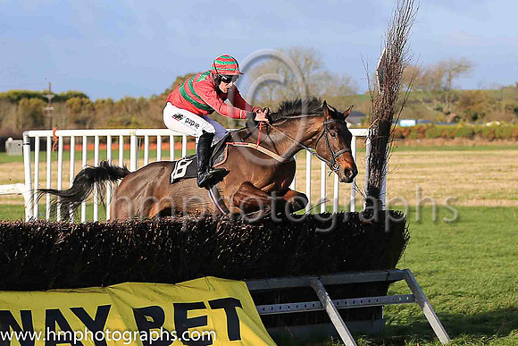 01st SOMETIME SOON and B O'Neill ( 18 , EMERALD GREEN,red chevrons; red sleeves; red  emerald green hooped cap ) Trainer: D.M. Christie , Owner : D.M. Christie