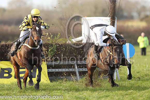 OLDTOWN POLLY and N Gault ( 4 ,Antrim (H) - WHITE,black sash; white sleeves; white cap ) Trainer: John James Gault , Owner : John James Gault