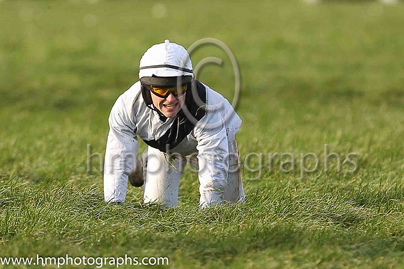 OLDTOWN POLLY and N Gault ( 4 ,Antrim (H) - WHITE,black sash; white sleeves; white cap ) Trainer: John James Gault , Owner : John James Gault