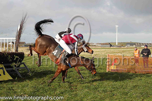 COSMIC FLIGHT and B G Crawford ( 4 , MAROON,white chevron; dark blue  white striped sleeves; maroon  dark blue striped cap ) Trainer: S.R.B. Crawford , Owner : Patricia Duffin