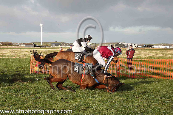 COSMIC FLIGHT and B G Crawford ( 4 , MAROON,white chevron; dark blue  white striped sleeves; maroon  dark blue striped cap ) Trainer: S.R.B. Crawford , Owner : Patricia Duffin