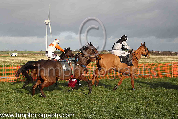 COSMIC FLIGHT and B G Crawford ( 4 , MAROON,white chevron; dark blue  white striped sleeves; maroon  dark blue striped cap ) Trainer: S.R.B. Crawford , Owner : Patricia Duffin