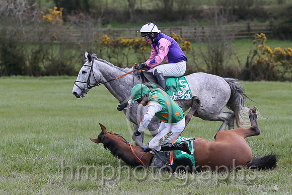 SECRET MAHLER and B O'Neill ( 12 , EMERALD GREEN,orange spots; white,orange spots sleeves; emerald green cap ) Trainer: Sean Thomas Doyle,, Owner : Syndicate Monbeg