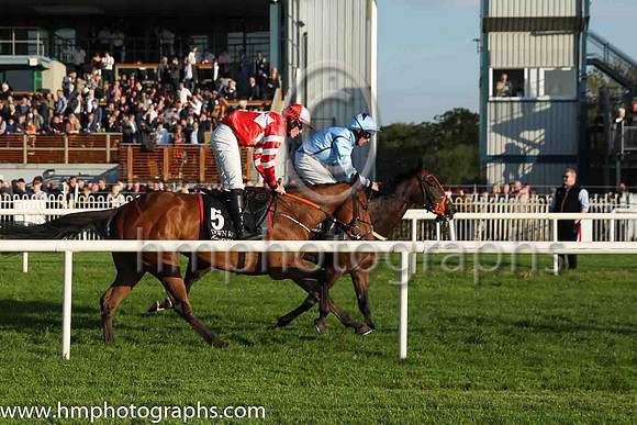 10th Peekaboo Lily and Cian Chester(7) (15 ,red and white diamonds ), Trainer:Nigel Thomas Slevin , Owner:Thomas Connolly