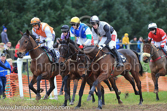 03rd MAYOHILL and Derek O'Connor ( 5 , BLACK  WHITE QTD; black  white hlvd sleeves; white cap ) Trainer: Colin S. McKeever , Owner : Dennison, W.W.