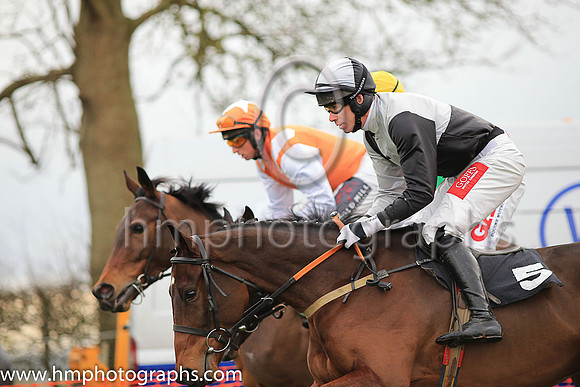 03rd MAYOHILL and Derek O'Connor ( 5 , BLACK  WHITE QTD; black  white hlvd sleeves; white cap ) Trainer: Colin S. McKeever , Owner : Dennison, W.W.