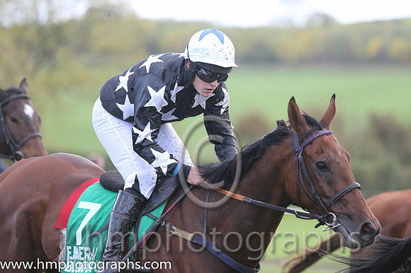 08 King Talus and R James - - 08th (7 ,black, white stars ) Trainer - Colin Bowe