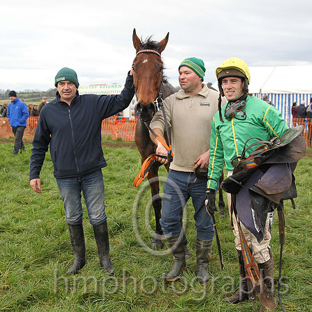 01st BORUING UP A STORM and B O'Neill ( 4 , GREEN; green,yellow seams sleeves; yellow cap ) Trainer: J.P. Brennan,, Owner : Marie Brennan