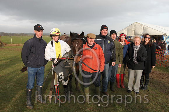 R5 - News For Pascal & N McParlan - winners -IMG_9651-28