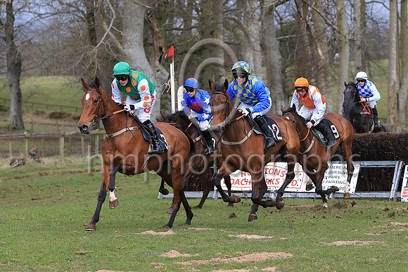 01st TARA WEST (GB) and R James ( 3 , EMERALD GREEN,orange spots; white sleeves,orange spots; emerald green cap ) Trainer: Donnchadh Doyle , Owner : Syndicate Monbeg