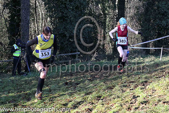 70 Jane Stevenson ( 353 ) F40 North Down AC - 0:28:42