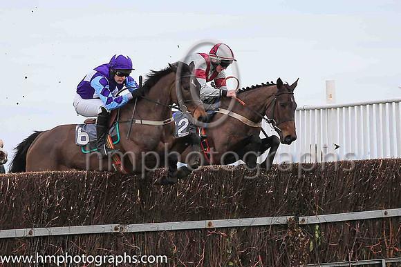 KANCAN and D G Lavery ( 12 , GREY,maroon chevron; grey sleeves,maroon armlet; grey  maroon qtd cap ) Trainer: Liam Lennon,, Owner : Anderson, William John