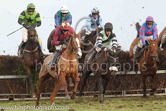 01st CITY BREAK and P McGuigan ( 9 ,Antrim (H) - DARK BLUE  EMERALD GREEN STRIPES; dark blue sleeves; white cap ) Trainer: Ann Hunter , Owner : Ann Hunter