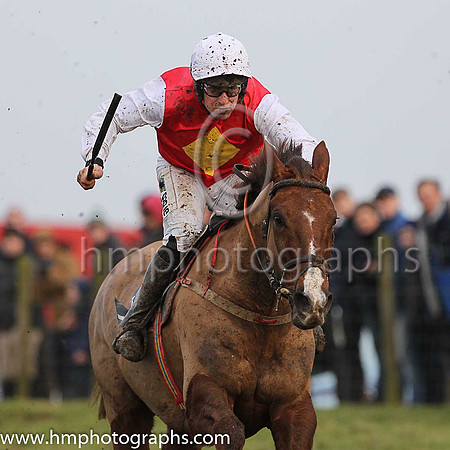FLINDERS RIVER and B O'Neill ( 7 , RED,yellow diamond; white sleeves; white cap ) Trainer: D.M. Christie , Owner : David Andrew Kells