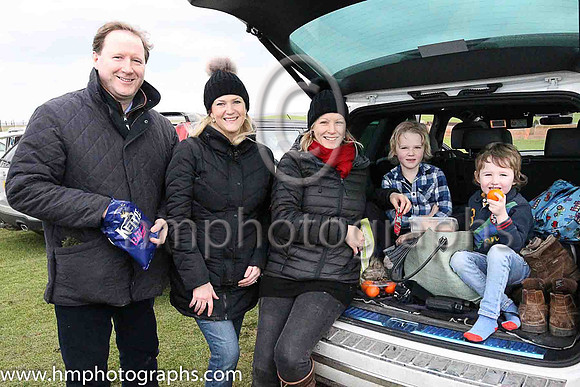 Picnic time for the Patterson family from Donegal - Gareth and Julie with their children Jamie and Charlie and Stephanie Metcalfe (centre) from Comber, sister of Julie.