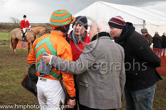 01st EDDIES MIRACLE and B O'Neill ( 8 , ORANGE; orange sleeves,green chevrons; orange  green hooped cap ) Trainer: D.M. Christie , Owner : Ray Nicholas