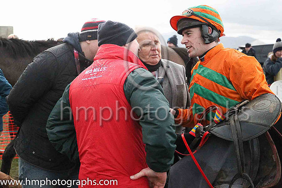 01st EDDIES MIRACLE and B O'Neill ( 8 , ORANGE; orange sleeves,green chevrons; orange  green hooped cap ) Trainer: D.M. Christie , Owner : Ray Nicholas