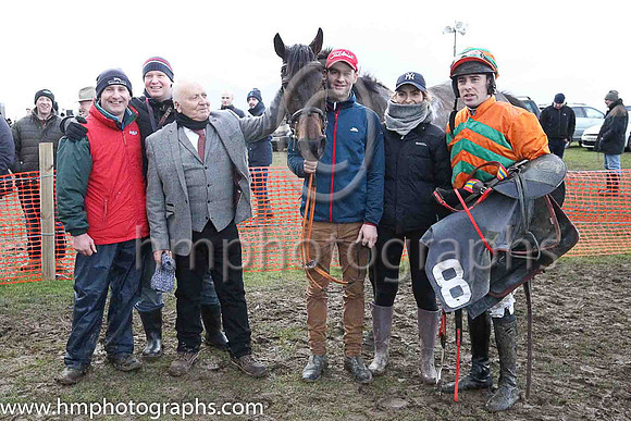 01st EDDIES MIRACLE and B O'Neill ( 8 , ORANGE; orange sleeves,green chevrons; orange  green hooped cap ) Trainer: D.M. Christie , Owner : Ray Nicholas