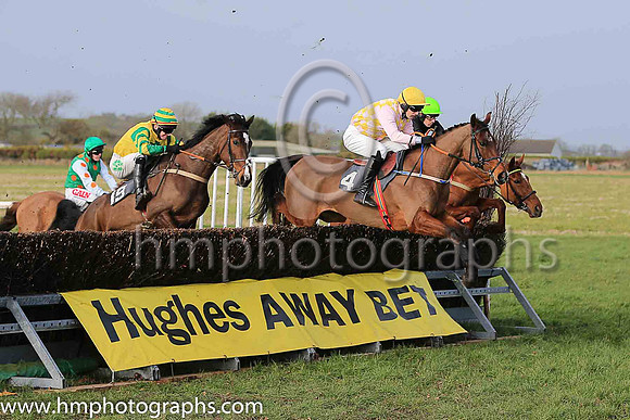 01st BOLD PLAN and M J O'Hare ( 4 , PINK  YELLOW CHECK; pink sleeves; yellow cap ) Trainer: Warren Ewing,, Owner : Warren Ewing