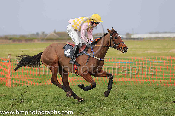 01st BOLD PLAN and M J O'Hare ( 4 , PINK  YELLOW CHECK; pink sleeves; yellow cap ) Trainer: Warren Ewing,, Owner : Warren Ewing