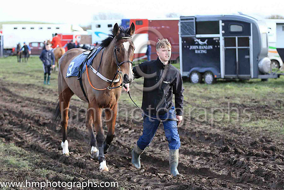 ANCIENT HIGHWAY and T A Connolly ( 3 , ROYAL BLUE,red star; royal blue sleeves,red stars; royal blue  red hooped cap ) Trainer: P.A. Fahy , Owner : Natalie Fahy