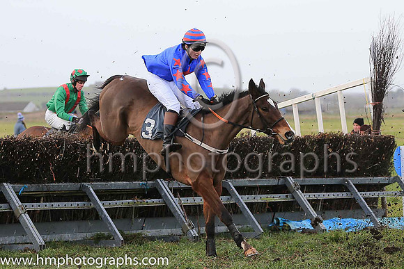 ANCIENT HIGHWAY and T A Connolly ( 3 , ROYAL BLUE,red star; royal blue sleeves,red stars; royal blue  red hooped cap ) Trainer: P.A. Fahy , Owner : Natalie Fahy