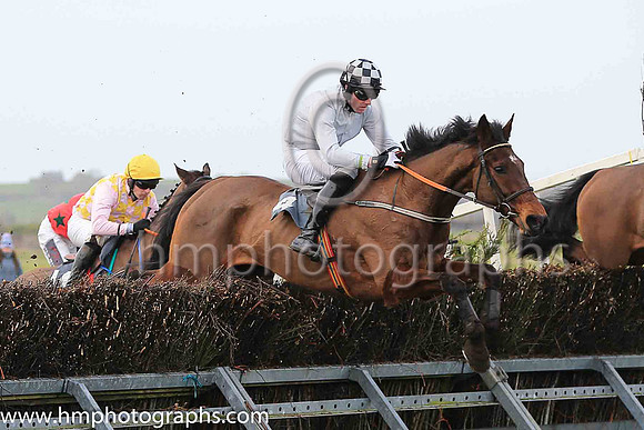01st MORNING ASSEMBLY and C Fahey ( 4 , GREY; grey  black check cap ) Trainer: P.A. Fahy , Owner : Group Ltd Clipper Logistics