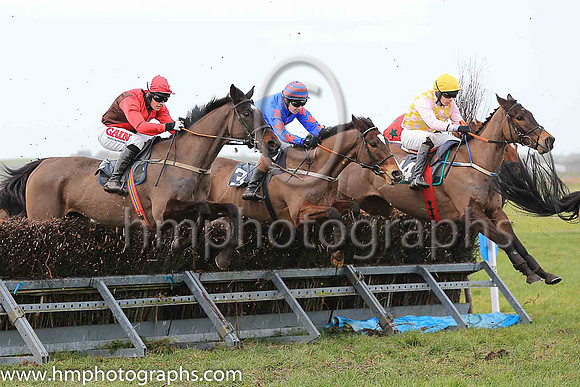 ANCIENT HIGHWAY and T A Connolly ( 3 , ROYAL BLUE,red star; royal blue sleeves,red stars; royal blue  red hooped cap ) Trainer: P.A. Fahy , Owner : Natalie Fahy