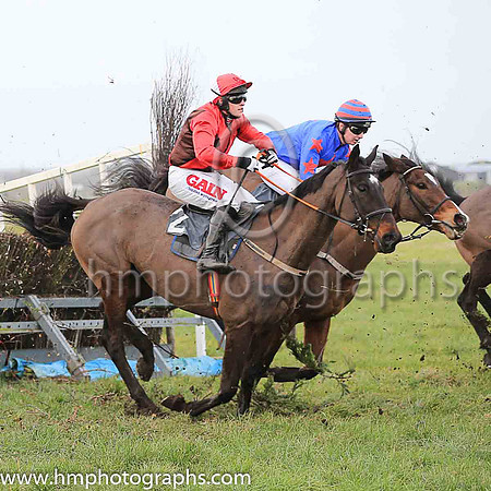 ANCIENT HIGHWAY and T A Connolly ( 3 , ROYAL BLUE,red star; royal blue sleeves,red stars; royal blue  red hooped cap ) Trainer: P.A. Fahy , Owner : Natalie Fahy