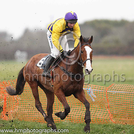 01st MILAN DANCER and N McParlan ( 6 ,Antrim (H) - YELLOW,purple chevrons; yellow sleeves; yellow cap,purple star ) Trainer: Noel C. Kelly , Owner : Mrs. C. Kelly
