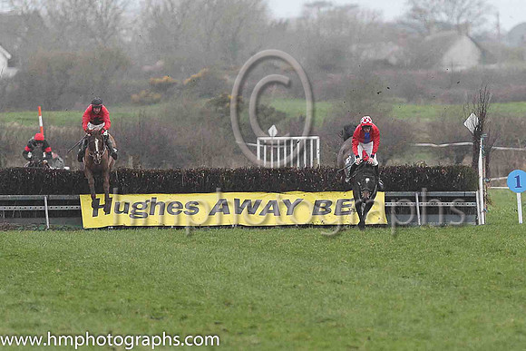 DERRYHALE and R A Devine ( 4 , RED,royal blue panel; red sleeves; red  white check cap ) Trainer: S.R.B. Crawford , Owner : R. McKnight W. Collum