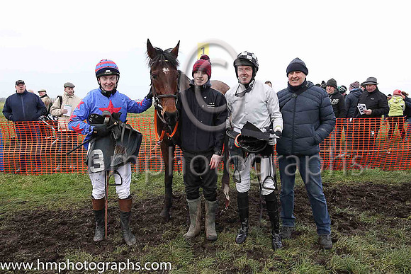 ANCIENT HIGHWAY and T A Connolly ( 3 , ROYAL BLUE,red star; royal blue sleeves,red stars; royal blue  red hooped cap ) Trainer: P.A. Fahy , Owner : Natalie Fahy