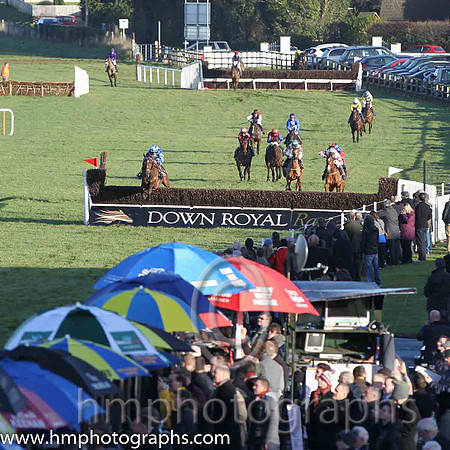 01 Refused a Name & S G McDermott - winners (13, royal blue and light blue chevrons) -  FT8E1584