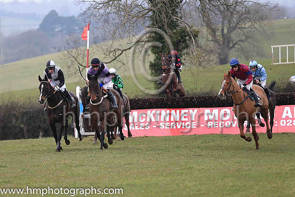 01st SCHOOL LANE and D G Lavery ( 11 , MAUVE,black sash; mauve sleeves,black armlet; black cap ) Trainer: Liam Lennon,, Owner : Patrick Francis Doyle