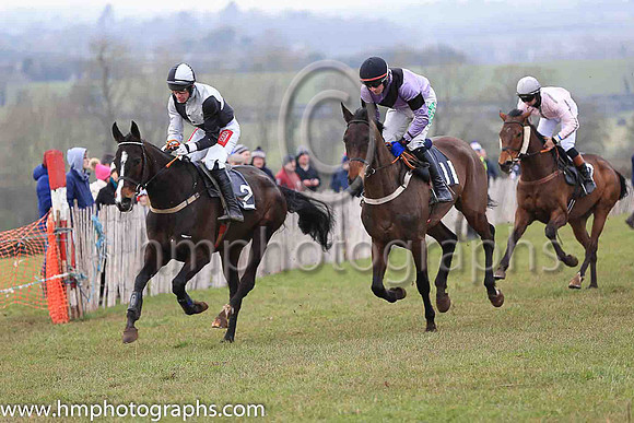 01st SCHOOL LANE and D G Lavery ( 11 , MAUVE,black sash; mauve sleeves,black armlet; black cap ) Trainer: Liam Lennon,, Owner : Patrick Francis Doyle