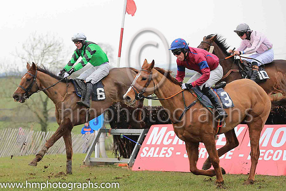 EXIT ELEVEN and A Sinnott ( 6 , EMERALD GREEN,black epaulettes; emerald green sleeves,black chevrons; white cap ) Trainer: S.G. Walsh,, Owner : Walsh, Joseph H.