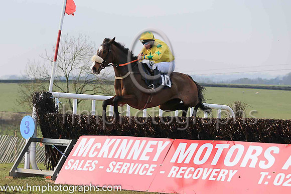 MOREHURRYLESSHASTE and P Magee ( 10 , YELLOW,green star; yellow sleeves,green stars; yellow cap,green stars ) Trainer: Patrick Joseph Magee,, Owner : Dolores Magee