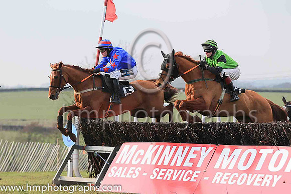 01st QUINNSBOROTEMPTRES and R Deegan ( 13 , ROYAL BLUE,red star; royal blue sleeves,red stars; royal blue  red hooped cap ) Trainer: P.A. Fahy , Owner : Natalie Fahy