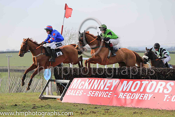 01st QUINNSBOROTEMPTRES and R Deegan ( 13 , ROYAL BLUE,red star; royal blue sleeves,red stars; royal blue  red hooped cap ) Trainer: P.A. Fahy , Owner : Natalie Fahy