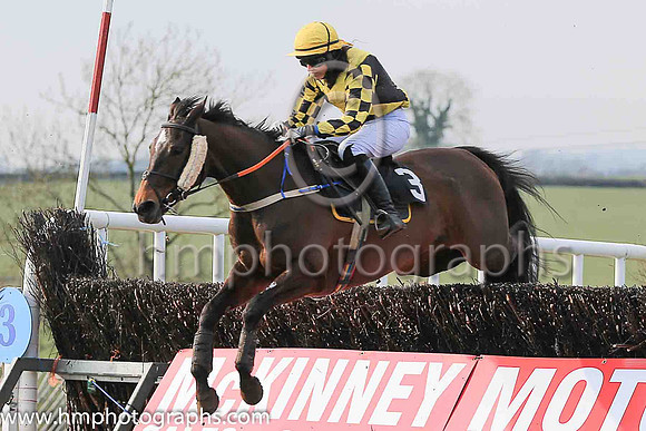 04th ALICE'S STAR and Miss A O'Sullivan ( 3 , BLACK,yellow cross belts; black  yellow check sleeves; yellow cap ) Trainer: Denis O'Sullivan , Owner : Denis O'Sullivan